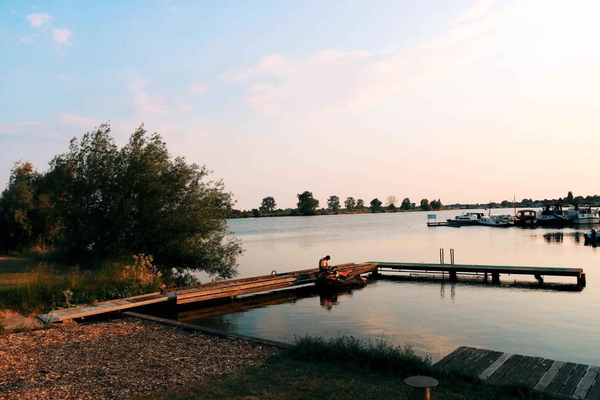 Luxury Lake Lodge Alphen  Exterior photo